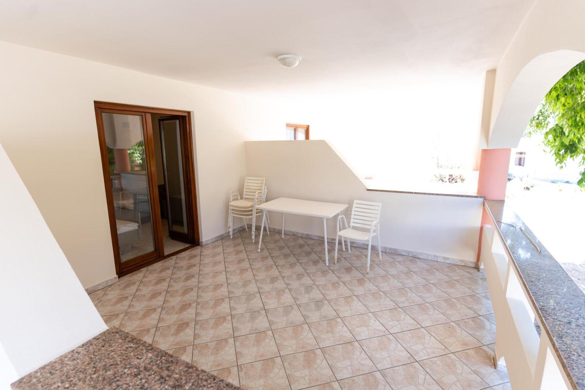 Villa Barbara Oasis Central Suite With Terrace Новаля Екстериор снимка
