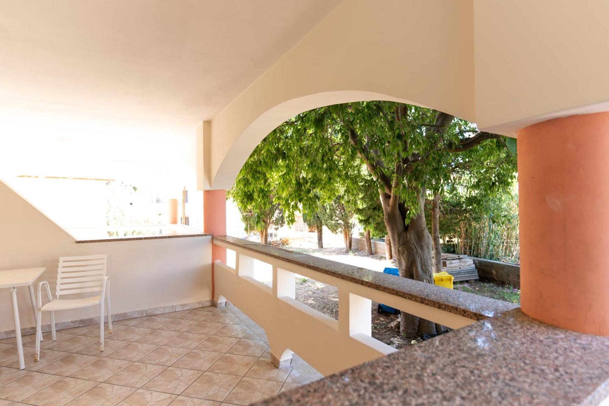 Villa Barbara Oasis Central Suite With Terrace Новаля Екстериор снимка
